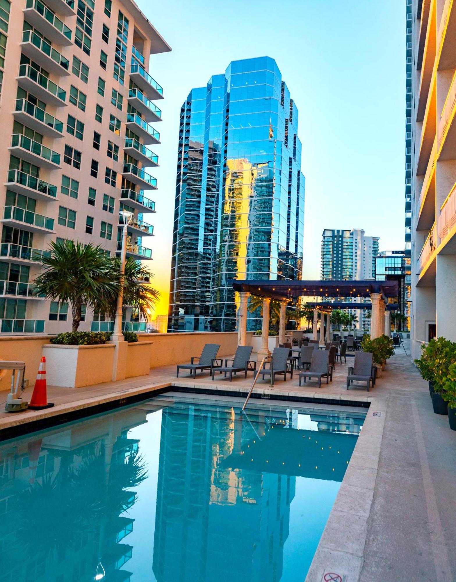 Studios In Brickell With Pool, Gym, Free Parking And Game Room Μαϊάμι Εξωτερικό φωτογραφία